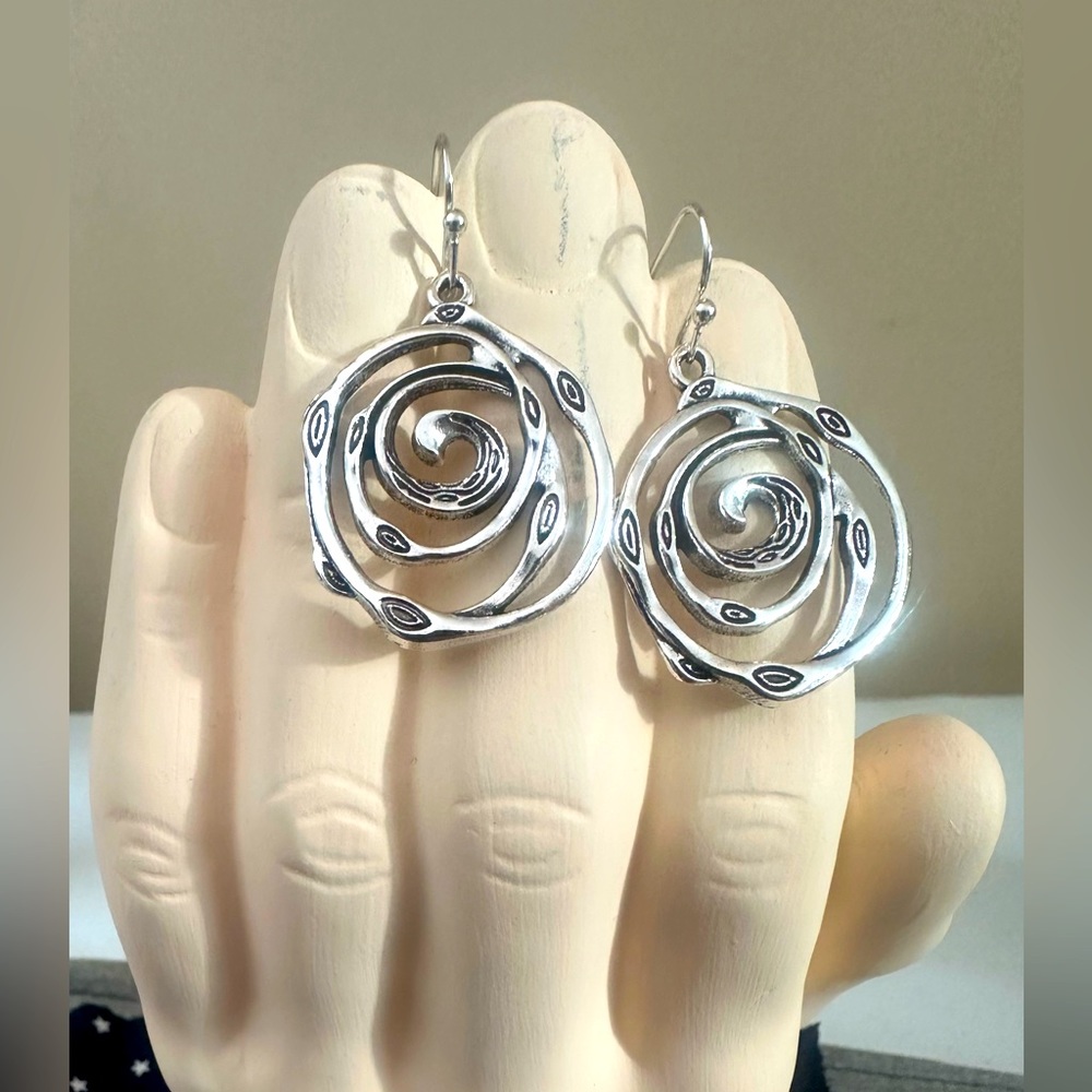 Vintage -Uniquely Carved Silver Dangle Earrings